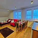 U Beci I Cyryla Apartamento